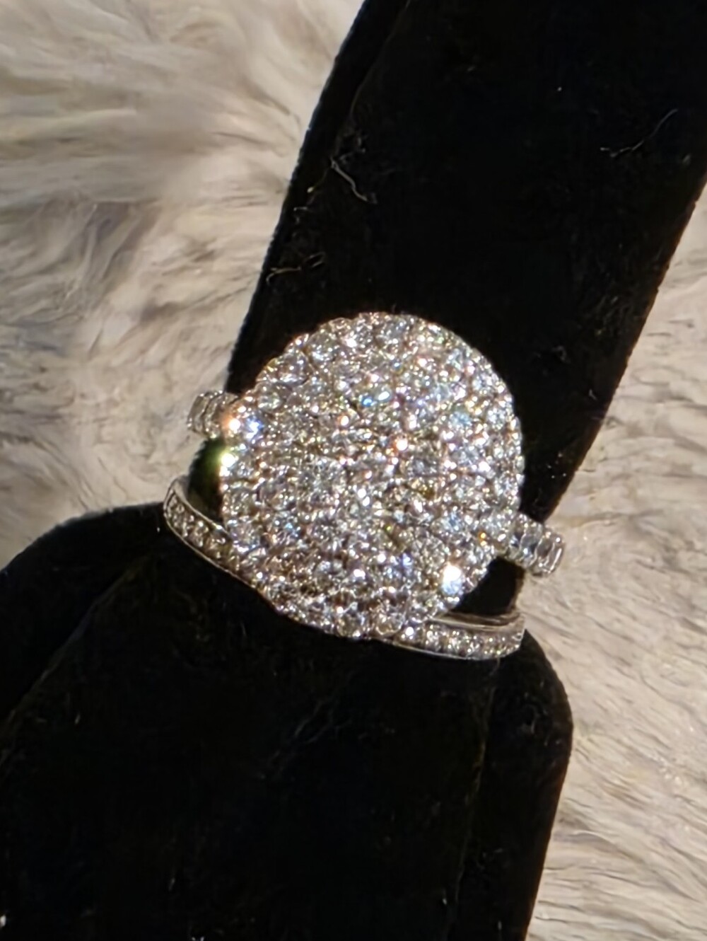 Sparkling Pavé Cluster Stearling Sliver Rhodium Plated SIZE 8